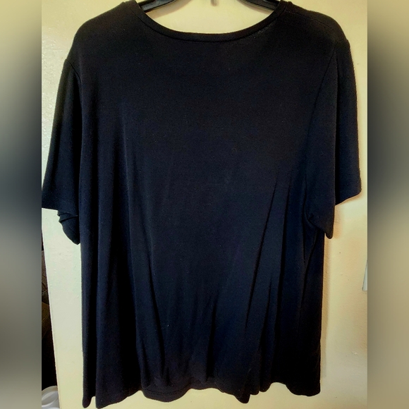 David Dart Women's Plus Size Black Short Sleeve Shirt - Picture 4 of 4